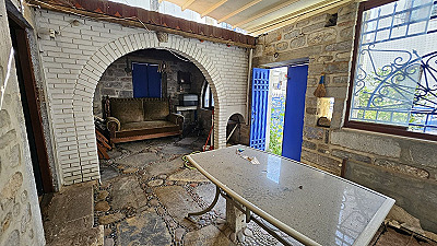 Kumbahçe Satılık Tarihi Taş Ev | 100 Yıllık, Avlulu, Sarnıçlı