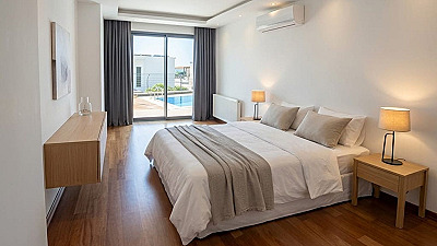 Kaledos Villaları - Türkkuyusu'nda Kale ve Marina Manzaralı Villa