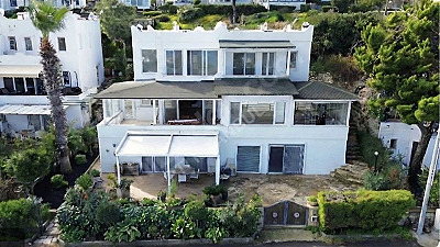 Yalıkavak Marina Yakınında Kapanmaz Deniz Manzaralı 4+2 Satılık Ev