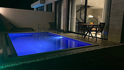 Yalıkavak'ta Plaja Yürüme Mesafesinde Sezonluk Kiralık Müstakil Havuzlu Lüks Villa